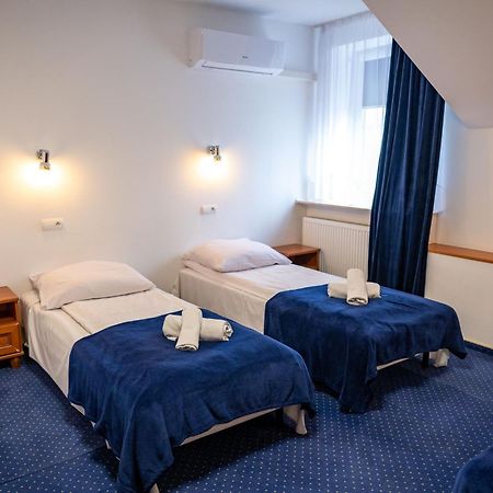 Hotel Duet Chełm Esterno foto