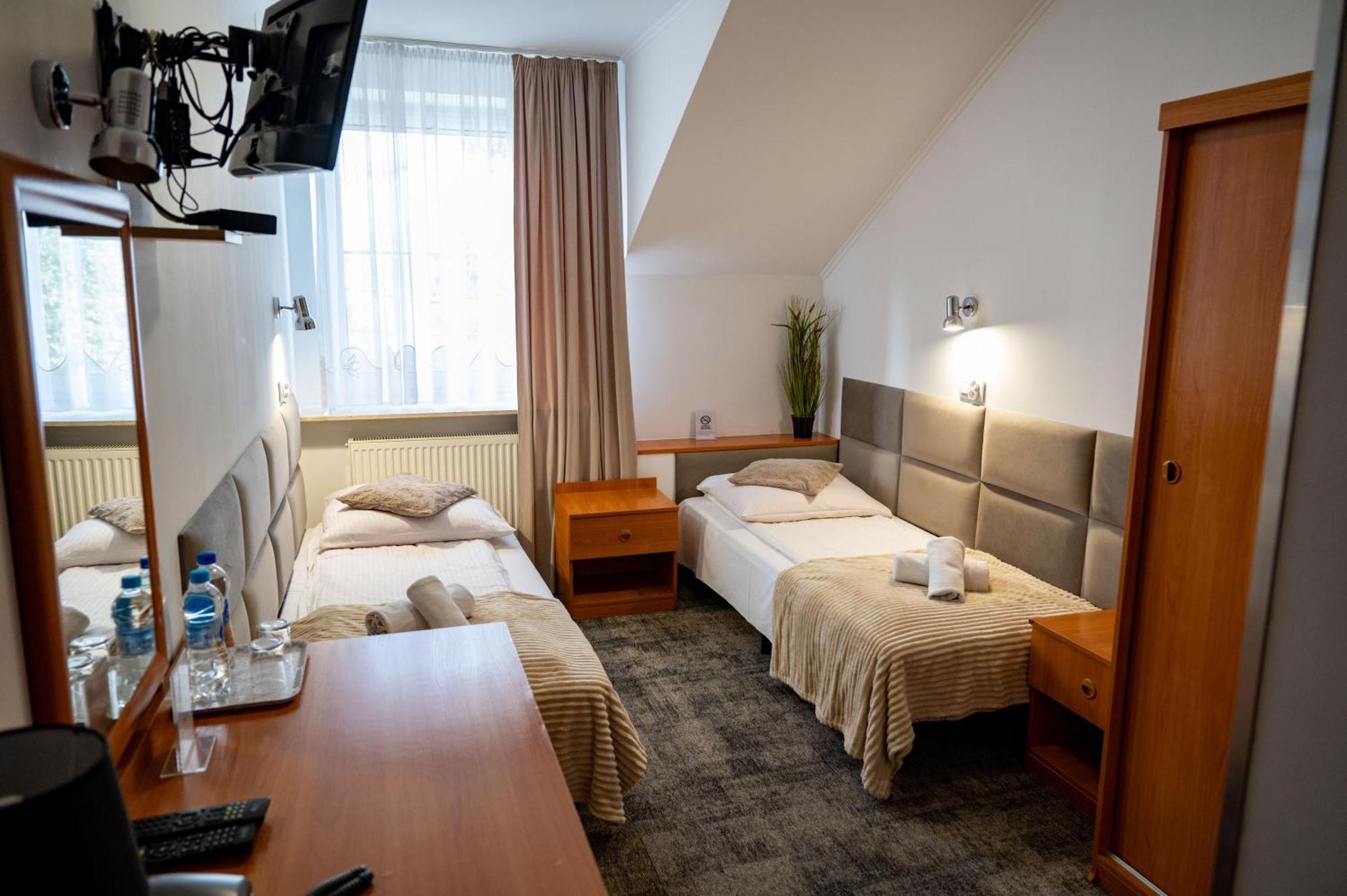 Hotel Duet Chełm Esterno foto
